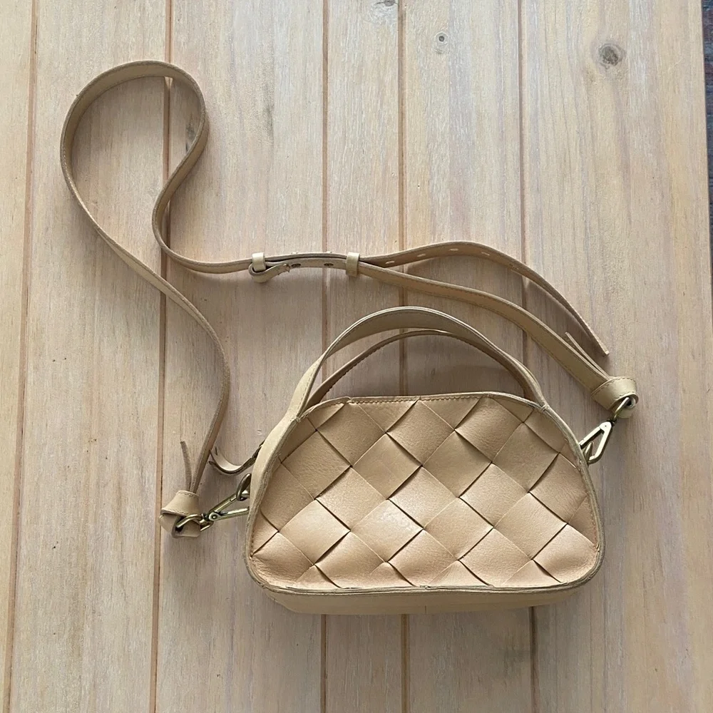 Madewell Tan Crossbody Bag - Picture 2 of 4